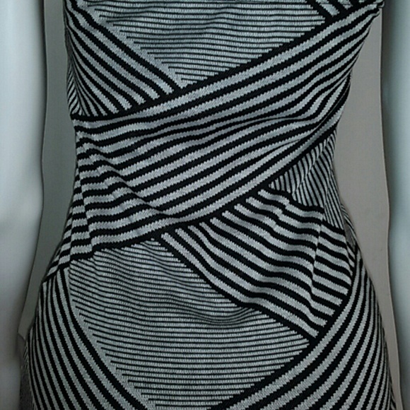 WINDSOR • Mod Striped Strapless Dress / size (S) - Picture 4 of 4